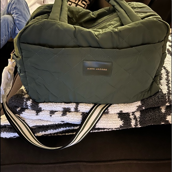 NWT - Marc Jacobs The Quilted Medium Weekender - Picture 3 of 3